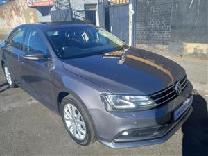 2018 JETA 7 SEDAN 1.4TSI HIGHLINE PETROL, AUTO DSG 7SPEED, SUNROOF, GREY COLOR