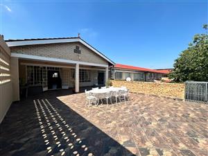 Townhouse For Sale in Randhart