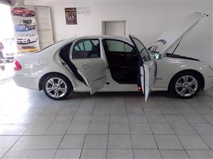 2008 MERCEDES BENZ C200 KOMPRESSOR AUTOMATIC WHITE PETROL LEATHER  SPARE KEY 