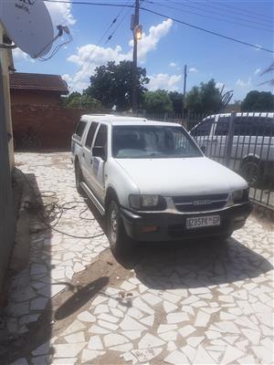250D ISUZU DOUBLE CAB FOR SALE