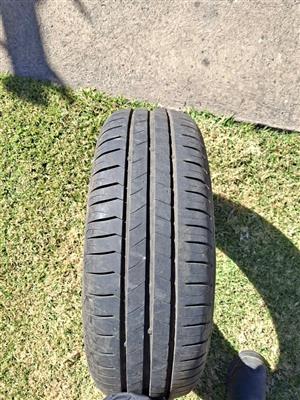 1 X Tyre 195x65xR15