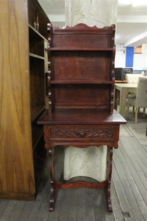 BROWN ENTRANCE TABLE (S067078C)