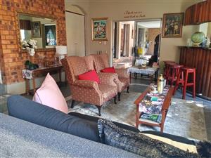 Immaculate 7-bedroom Family oasis