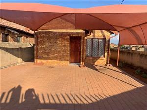 Rent in Close Complex in Soshanguve VV . Beautiful 2 Bedrooms House To Rent