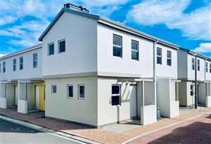 House For Sale in De Almeida