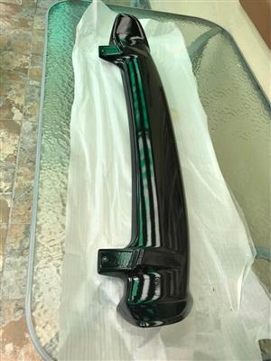 Universal roof spoiler