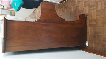 Piano for sale 