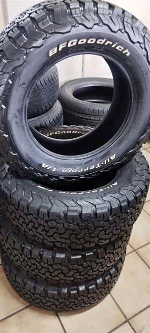 265/65/18 BF GoodRich A/T brand new set 