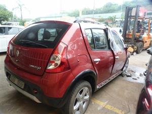 Renault Sandero Stepway 1.6 8v 2013 Manual spares