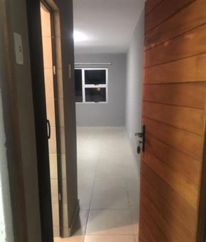 Room to rent in lombardy East