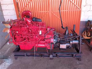 Cummins C8.3-300 Engine Wiyj Eaton Fuller Gearbox