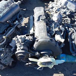 TOYOTA HILUX 2L2 2.4 ENGINE FOR SALE