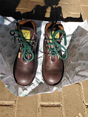 New Jim Green Leather Highlander Dark Brown Boots UK size 6