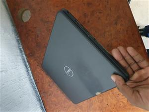 Dell core i3 7th gen 8gb ram 128gb ssd