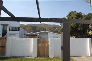 Voelklip, Hermanus – Where Mountains Meet the Sea