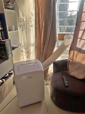 Portable air conditioner almost new