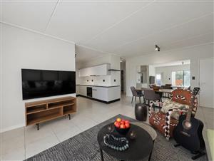 Apartment For Sale in Linbro Park