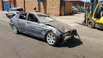 BMW E46 320I MANUAL FOR SPARES