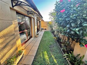 Elegant Tuscany-Style 3-Bedroom Home for Sale in Secure Complex - Secunda