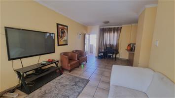 2 Bedroom, 2 Bathroom, 24hr Security- Castleview