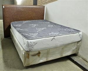 GREY AND WHITE FOAM DOUBLE BASE SET W/BROWN HEADBOARD S067353A