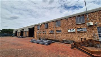 1,310m² Warehouse To Let in Silvertondale