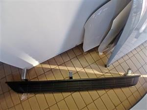 2017 FORD RANGER T7 CLUB CAB SIDE STEP BRAND NEW LEFT SIDE ONLY