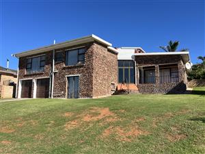 Old School Family Vacation Home in Jeffreys Bay