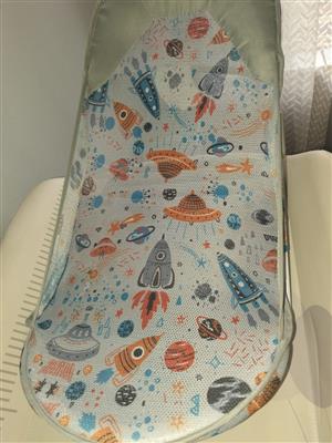 BARGAIN: Baby bath chair at half price