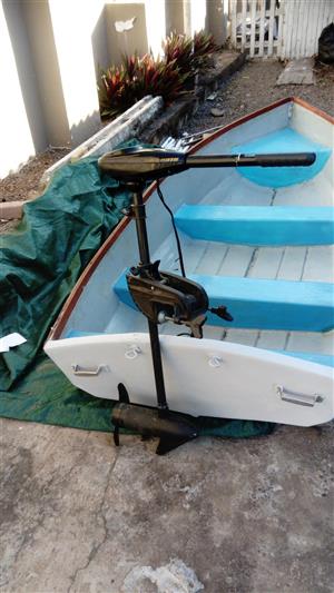 3 meter Bass boat with sneaker motor electric. 