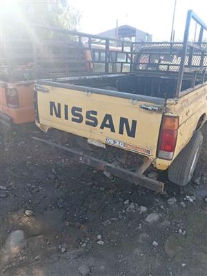 Nissan Hardbody Vg30 4x4 Stripping for spares