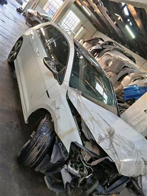 Golf 7 RLine SPARES !! GEARBOX LOCKSET RIMS INTERIOR DASH BODY SUSPENSION RACK ALL PARTS