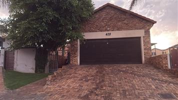 3 Bedroom Town House for Sale