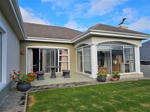 House For Sale in Kingswood Golf Estate