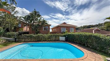 Spacious 4-Bedroom Duplex in Prime Location in Shakas Rock