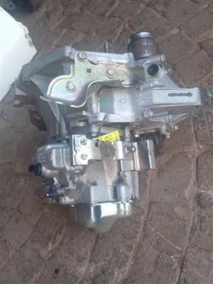 2014 fiat punto 1.4 gearbox