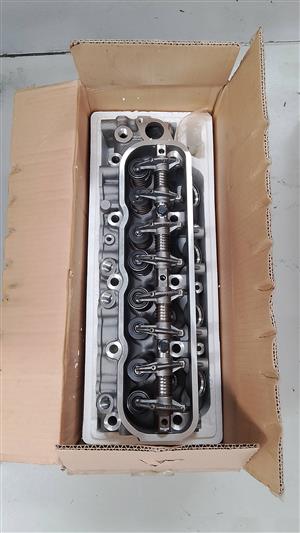 TOYOTA 3Y/4Y NEW CYLINDER HEAD COMPLETE