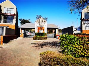 Apartment For Sale in Cresta