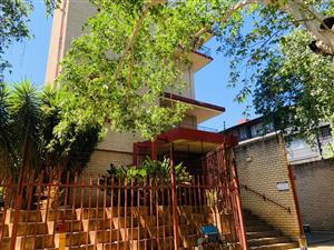 Apartment Rental Monthly in Sunnyside