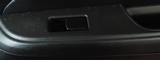 SUZUKI SWIFT RIGHT REAR WINDOW SWITCH 