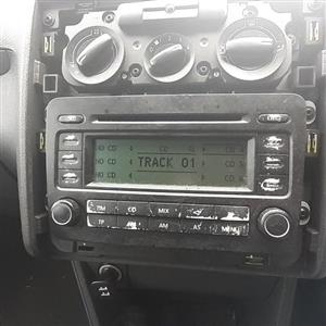Touran VW RCD500 radio/CD 6 disc ( blaupunkt )