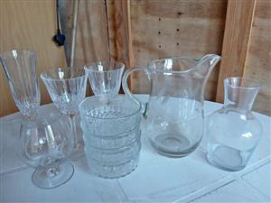 glass jug + 4 x dessert bowls + Carafi + 4 x glasses