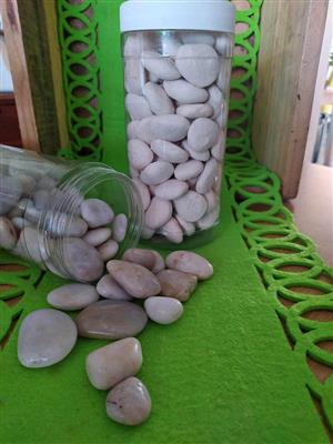 Garden polished pebbles