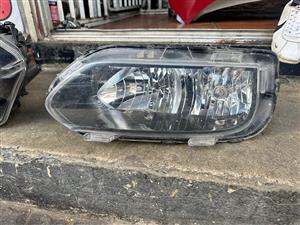 Renault kwid left lower headlight