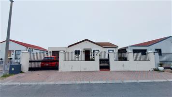 House For Sale in Rondevlei Park