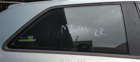 AUDI A3 2.O TDI RIGHT REAR WINDOW