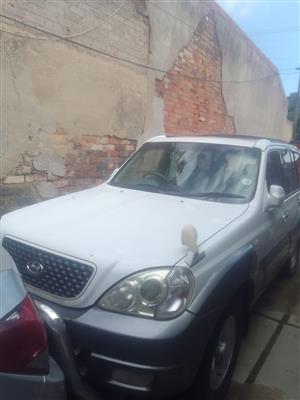 Hyundai Terracan magwheel around Johannesburg 