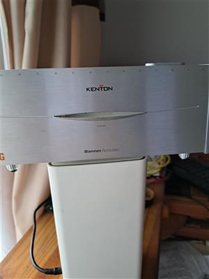Kenton Powered speaker with input cord 2 channel