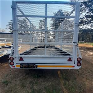 4 meter Double axle with Mesh in White