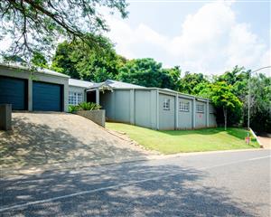 3 Bed Family Home With Flat in Faerie Glen